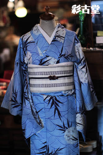 ○薄青の単衣に絽名古屋帯。アンティーク着物コーディネート(1186